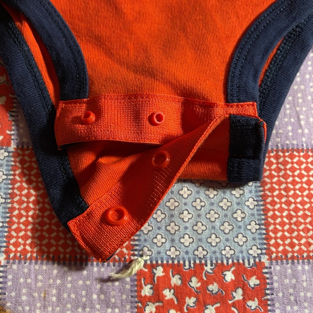 Nike. Short sleeve onesie. 0-3 months. Turquoise and Tangerine. - Picture 6 of 7